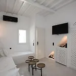 Cloe Cycladic Residence, By Mykonos High * Mykonos Town